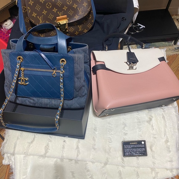 Chanel  tote denim satchels chain 2way strap is not removable - Picture 7 of 14